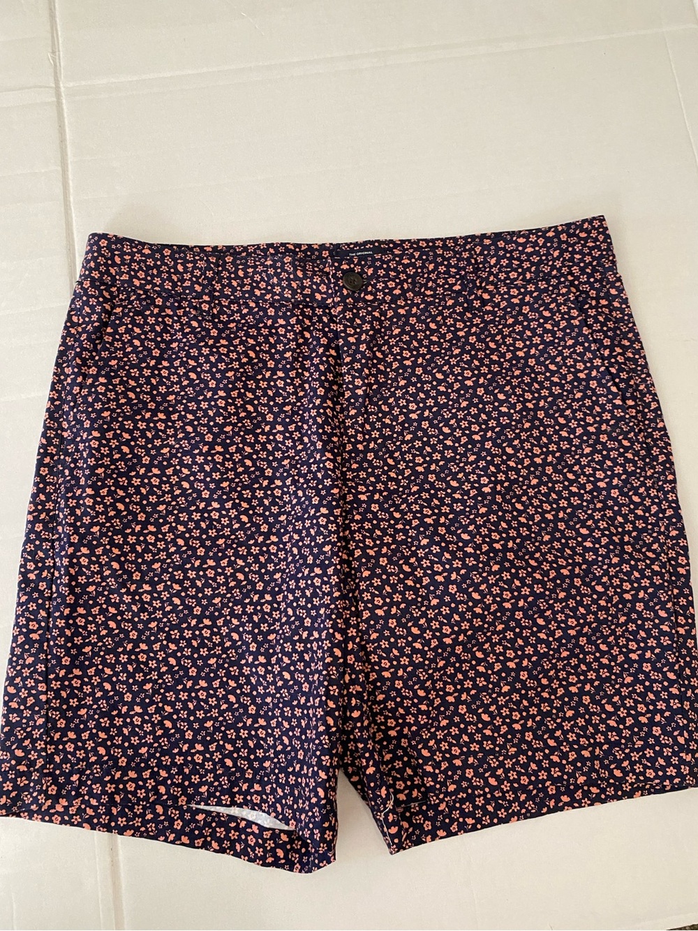 Ben Sherman Navy Floral Print Shorts Pink Blossoms Flat Front Size 34 Stretch